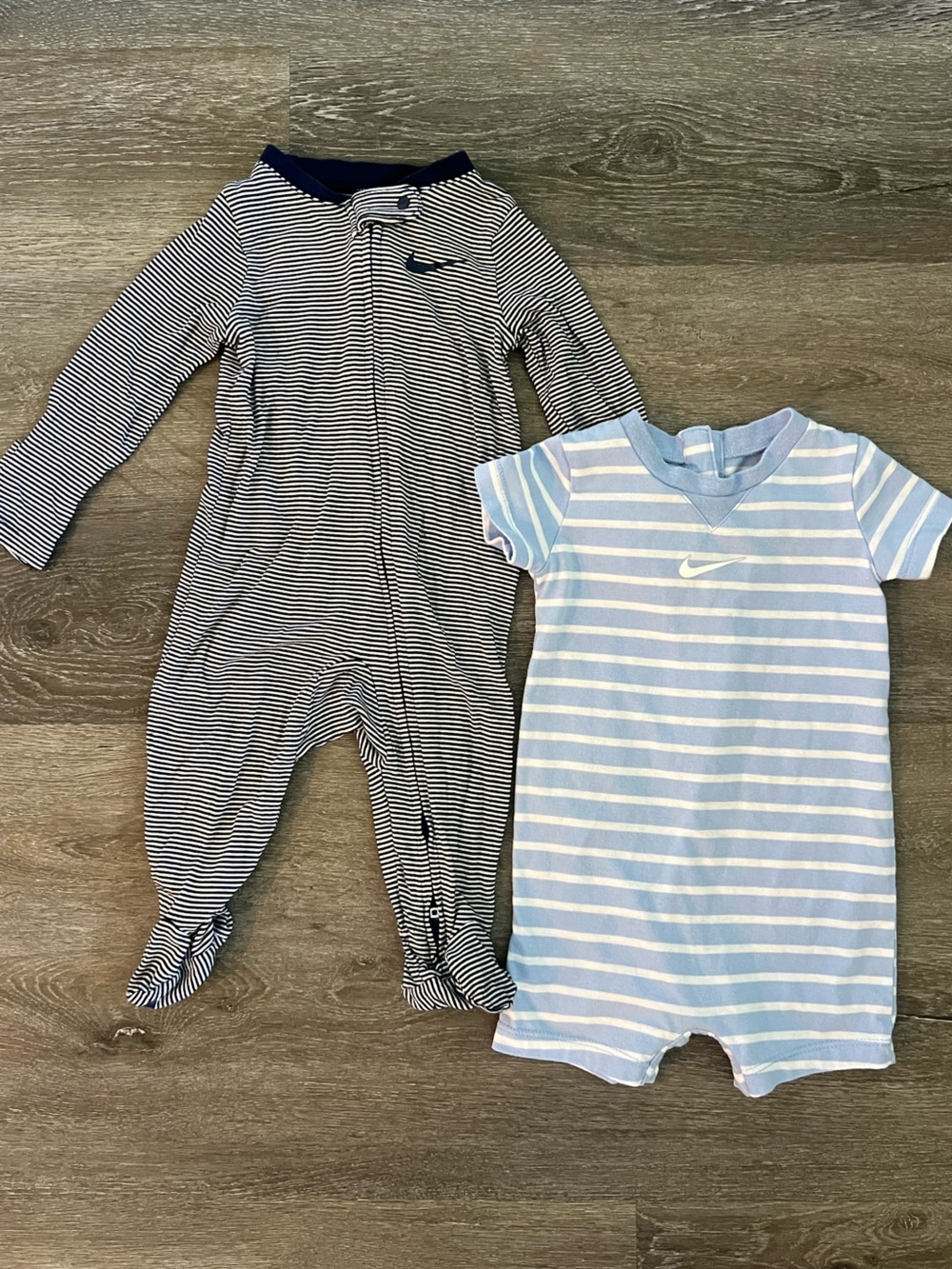 Baby Nike 6 mo Bundle